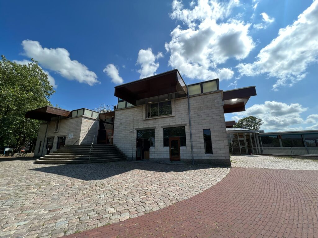 Foto Gemeentehuis Nieuwkoop